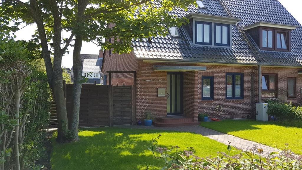 Geschmackvoll Eingerichtete Ferienwohnung Fuer 2 Personen, Verspricht Entspannung Pur. 베스터란트 외부 사진