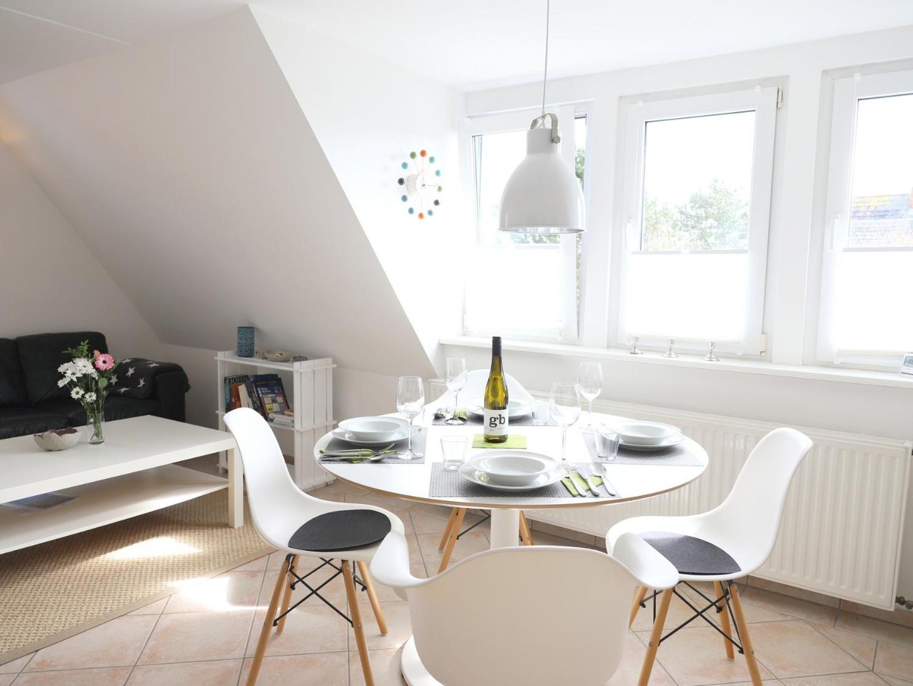 Geschmackvoll Eingerichtete Ferienwohnung Fuer 2 Personen, Verspricht Entspannung Pur. 베스터란트 외부 사진