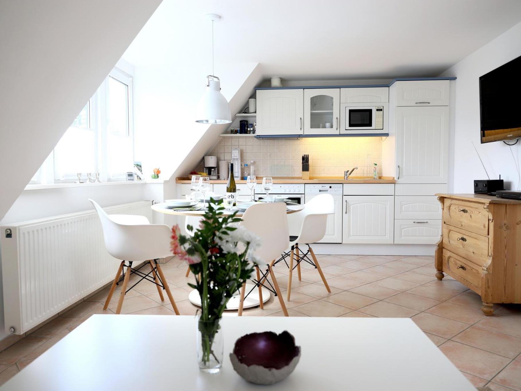 Geschmackvoll Eingerichtete Ferienwohnung Fuer 2 Personen, Verspricht Entspannung Pur. 베스터란트 외부 사진